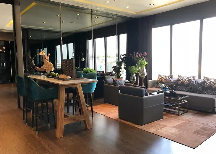 Luxurious & Romantic In The Heart Of Bkk. Mrt/bts!