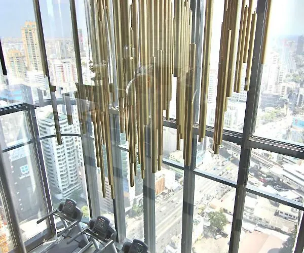 Luxurious & Romantic In The Heart Of Bkk. Mrt/bts! Bangkok